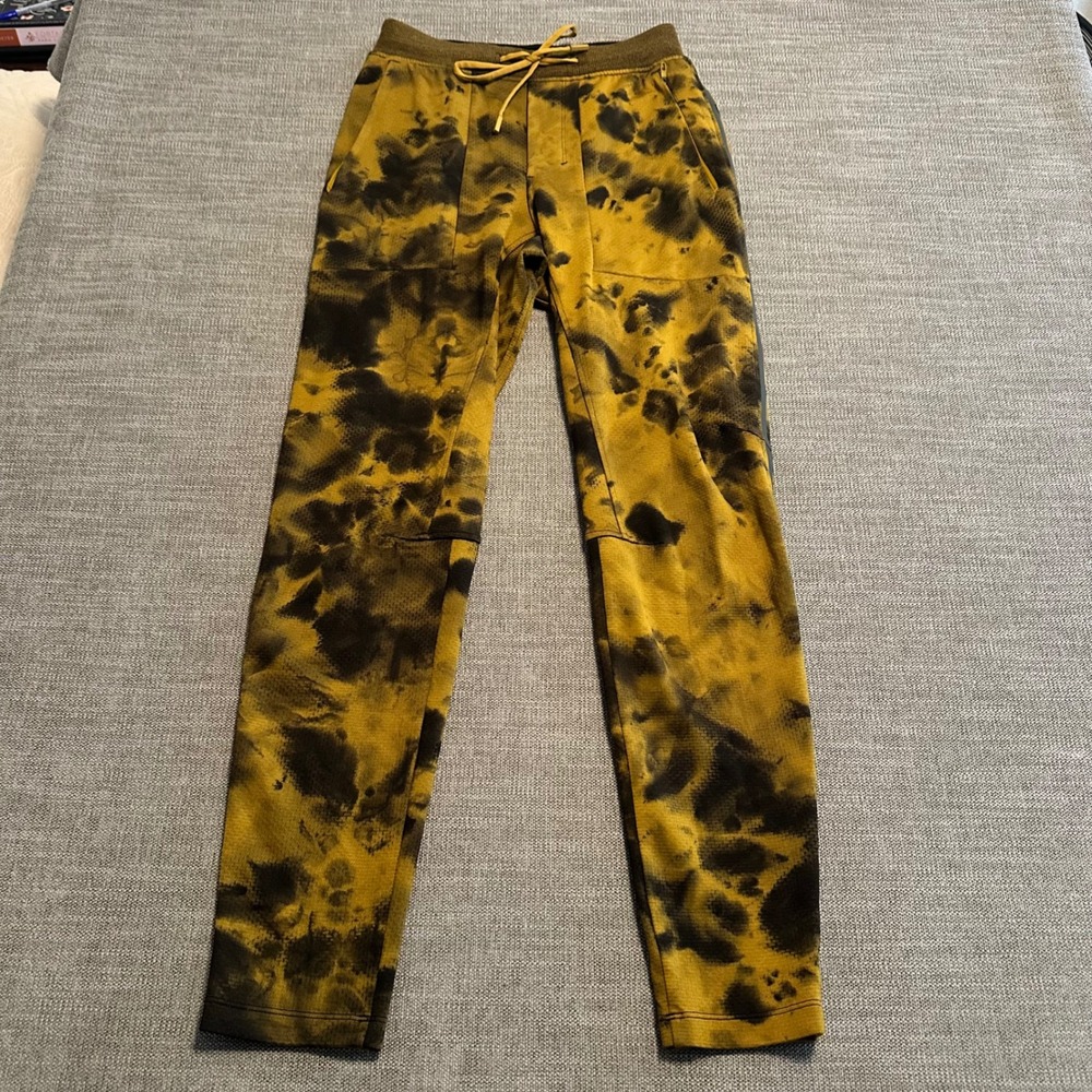 Lululemon Jogger Pants Mens XS Yellow Black Tie Dye Reflective Tech